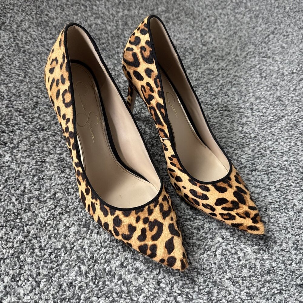 Jessica Simpson Carpena leopard print calf hair pumps
